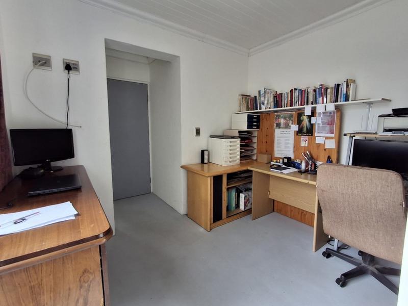 4 Bedroom Property for Sale in Lampiesbaai Western Cape